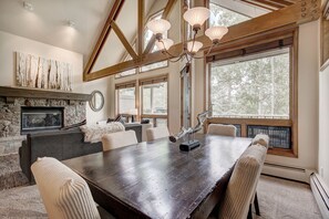 Dining - Luxury 4 bed Pines Townhome amongst the peace and quiet by RedAwning (Beaver Creek)