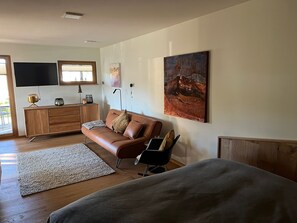 1 室のベッドルーム、WiFi (無料)、ベッドシーツ