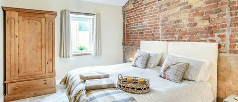 3 chambres, Wi-Fi gratuit, draps fournis