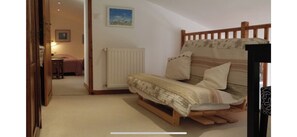 3 bedrooms, iron/ironing board, travel crib, free WiFi