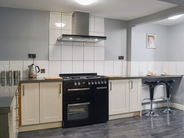 Oven, dishwasher, freezer