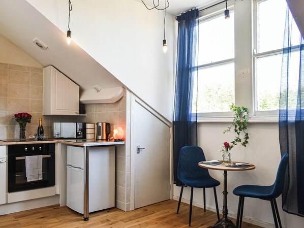 Private kitchen - St Martins Square Apartment 3 (Scarborough)