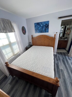 1 bedroom, in-room safe, free WiFi, bed sheets