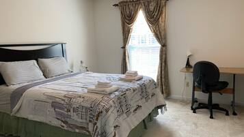 5 chambres, fer et planche à repasser, Wi-Fi, draps fournis
