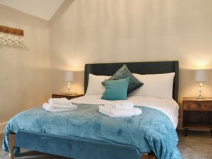 3 soverom, wi-fi (inkludert) og sengetøy