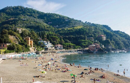 Awesome home in Ziona with WiFi