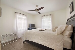 2 Schlafzimmer, Bügeleisen/Bügelbrett, kostenloses WLAN, Bettwäsche