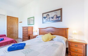 3 Schlafzimmer, Bügeleisen/Bügelbrett, Reisekinderbett, kostenloses WLAN
