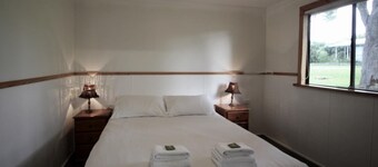 Riverscape Cottage No.4 - Riverscape Cottage No.4 is an easy walk to the Blackwood River