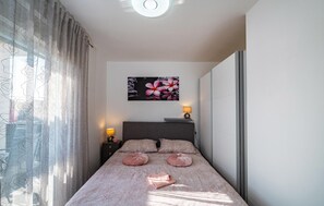 2 Schlafzimmer, Bügeleisen/Bügelbrett, Reisekinderbett, kostenloses WLAN