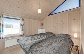 2 室のベッドルーム、WiFi (無料)