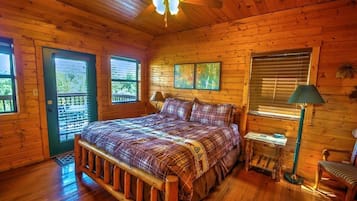 3 bedrooms, free WiFi, bed sheets, wheelchair access