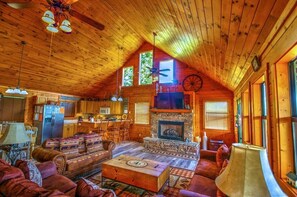 Smart TV, fireplace, stereo