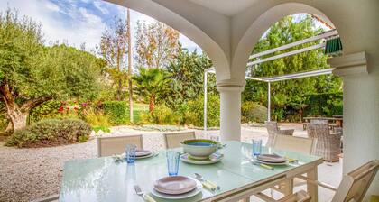 Awesome home in Alacant with WiFi