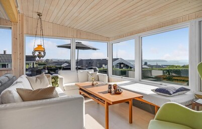 Gorgeous home in Rønde with WiFi