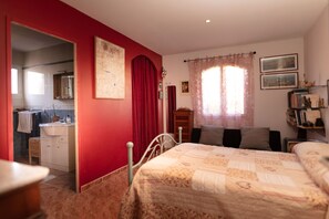 3 Schlafzimmer, Bügeleisen/Bügelbrett, kostenloses WLAN, Bettwäsche