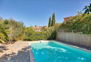 Piscina a l'aire lliure