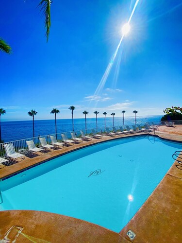 New *[ A/C ]*   Casa de las olas @ Hamilton Cove