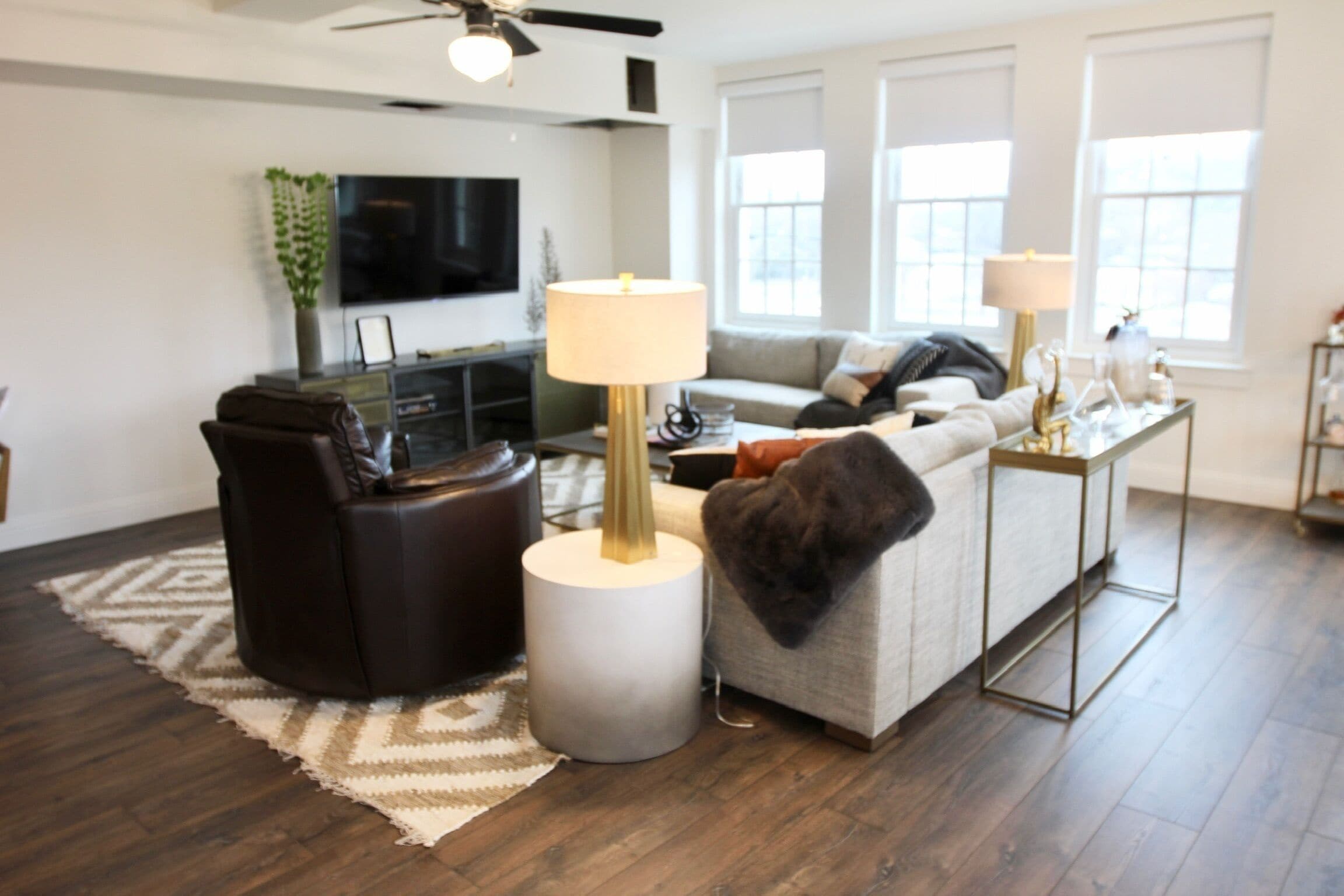 presidential suite, 1 bedroom, accessible, city view | living room | smart tv