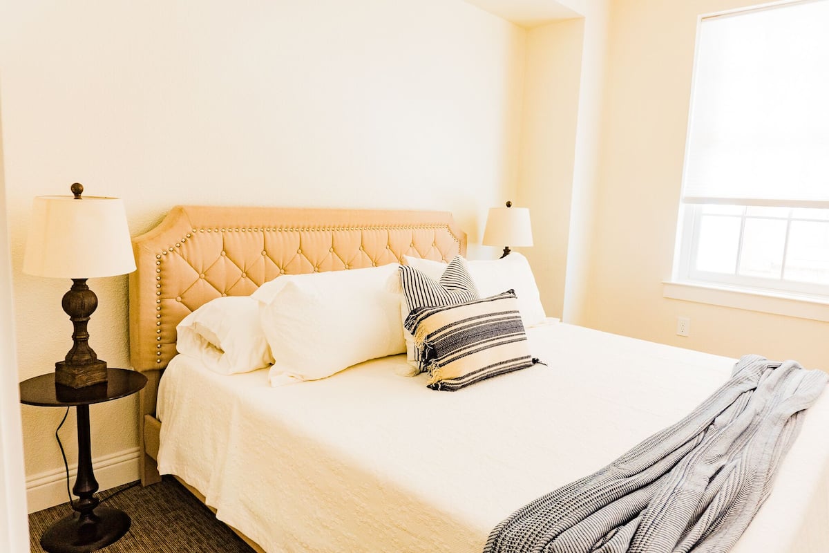 Frette Italian sheets, premium bedding, down duvets, pillow-top beds