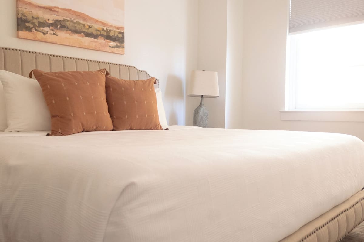 Suite, 1 King Bed, Mobility Accessible | Frette Italian sheets, premium bedding, down duvets, pillow-top beds