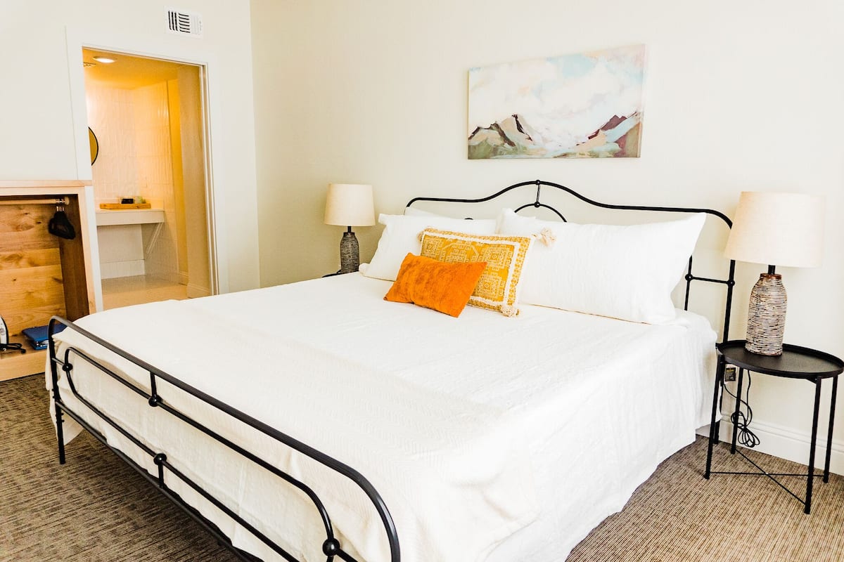 Frette Italian sheets, premium bedding, down duvets, pillow-top beds