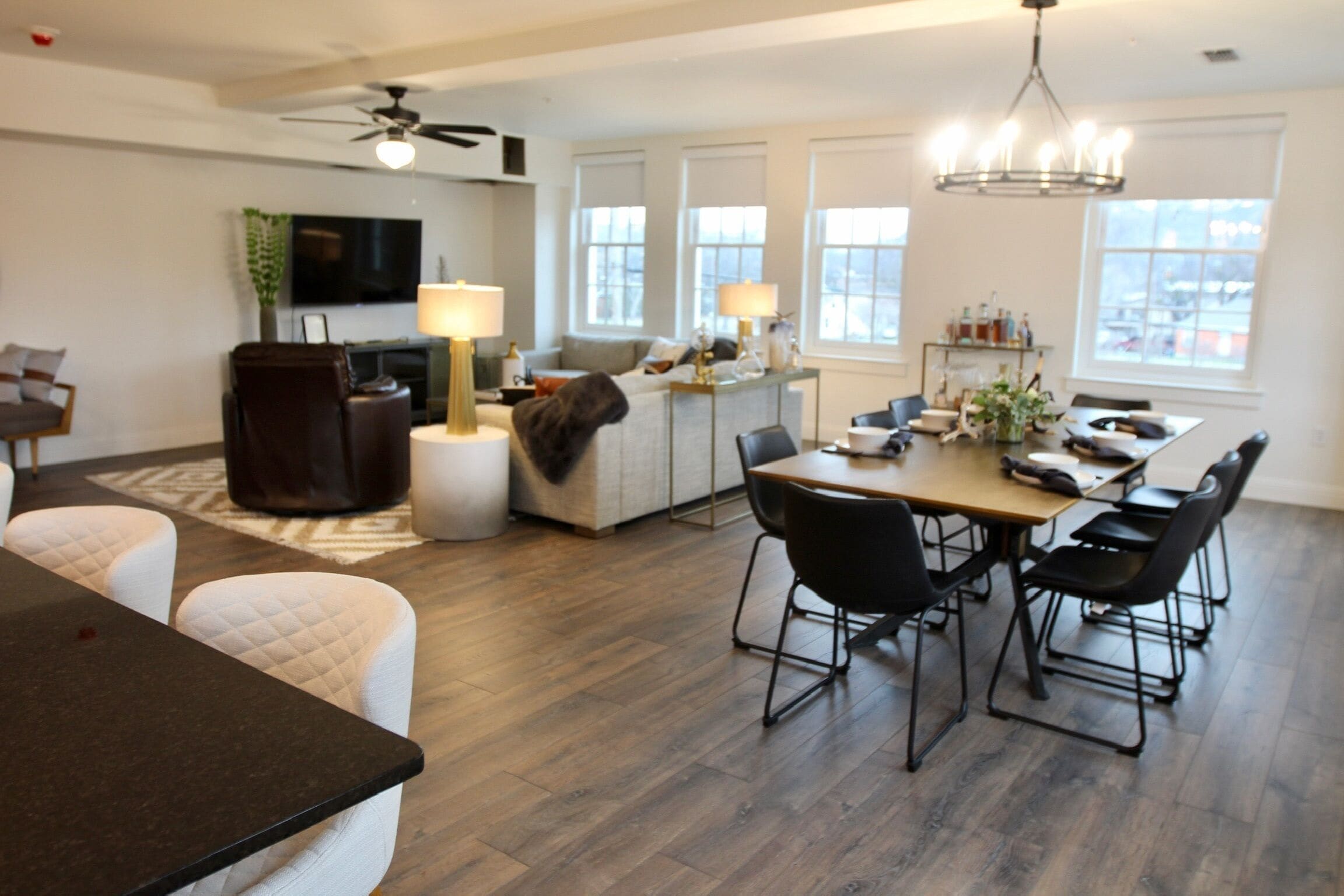 presidential suite, 1 bedroom, accessible, city view | living area | smart tv