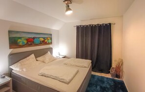 2 Schlafzimmer, Reisekinderbett, kostenloses WLAN