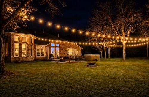 Private Hot Tub • 4BR on 12 Wooded Acres • 5 Min to Aggieland