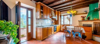 Impresionante casa en Frazione.