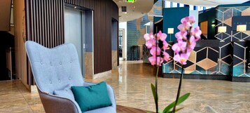 Sala de estar en el lobby