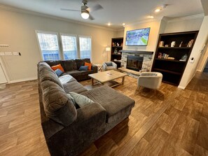 Smart TV, fireplace, video games, DVD player