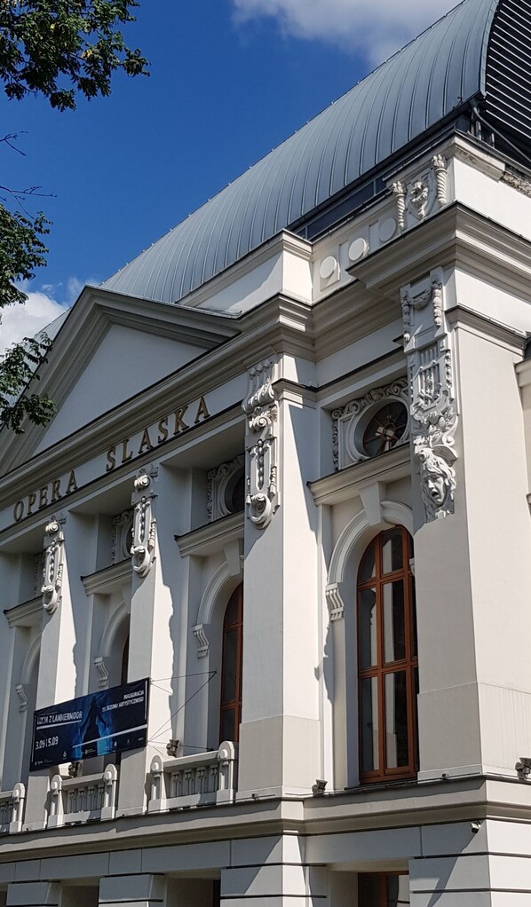 Exterior - Apartament w samym sercu miasta - 150 metrów od rynku (Bytom)