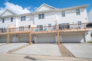 Exterior - Built in 2021- close to UIHC and Shopping (Iowa City)