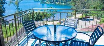 Twin and Intimate Room With Nice Balcony - View on the Lake
