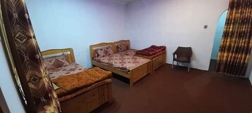 Standard Triple Room | Iron/ironing board, free WiFi, bed sheets