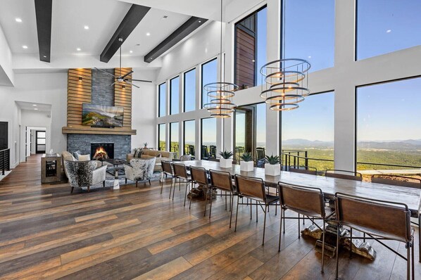 تناول الطعام