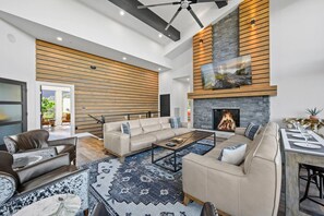 Imagen sin descripción, 4 de 80, botón