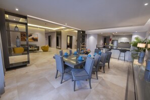 Royal-Villa | Esszimmer