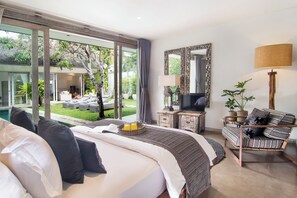 Exclusive Villa, 3 Bedrooms | 3 bedrooms, in-room safe, iron/ironing board, bed sheets - Villa Mia by Villa Finder (Canggu)