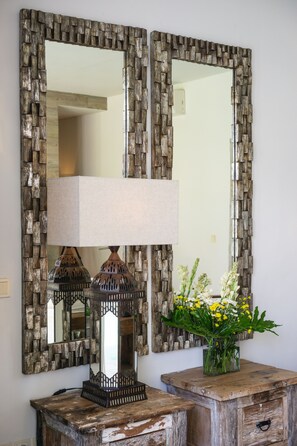 Interior detail - Villa Mia by Villa Finder (Canggu)