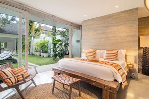Exclusive Villa, 3 Bedrooms - Villa Mia by Villa Finder (Canggu)