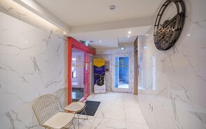 Interior detail - Indeokwon Ian Hotel (Anyang)