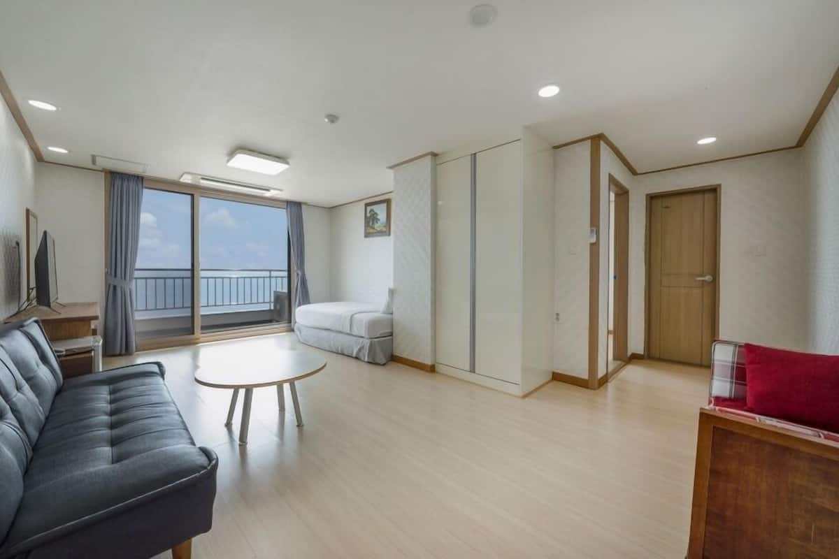 Special Queen Tworoom and Ondol Oceanview | 1 Schlafzimmer, individuell dekoriert, individuell eingerichtet