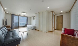 1 chambre, décoration personnalisée, ameublement personnalisé