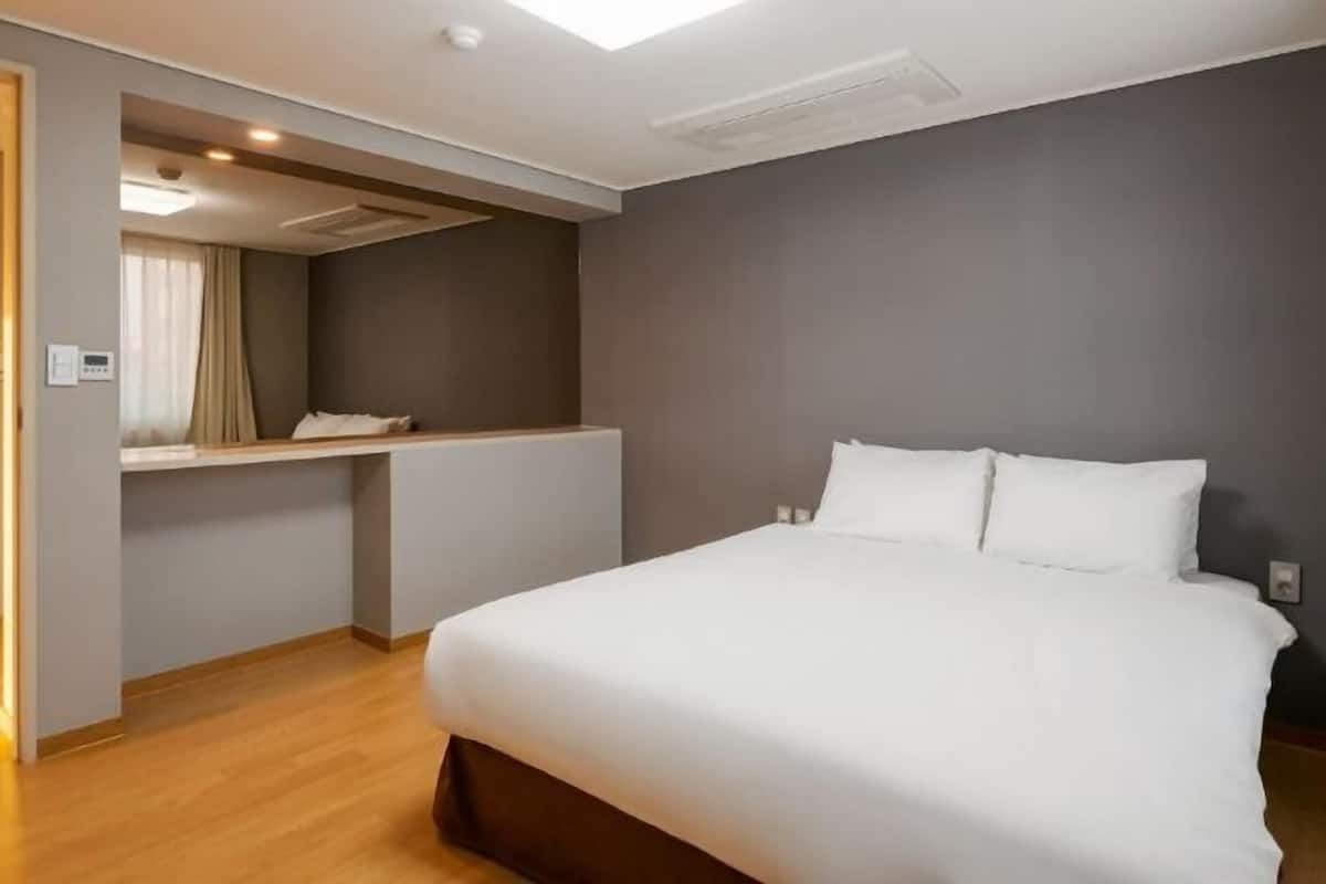 1 chambre, Wi-Fi gratuit, draps fournis