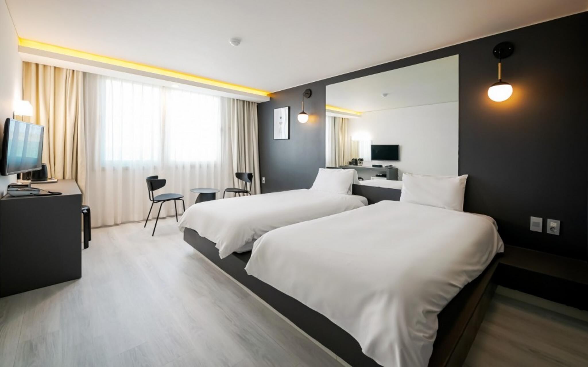 room (standard twin) | 1 bedroom, free wifi, bed sheets