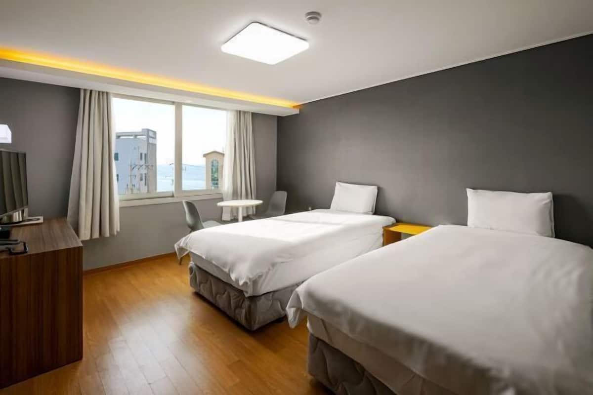 1 chambre, Wi-Fi gratuit, draps fournis