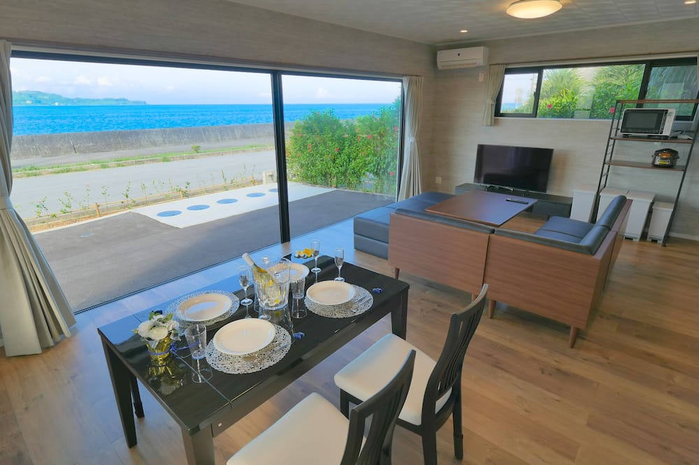 Ocean View/private BBQ/ 12 People/PADEL 1F