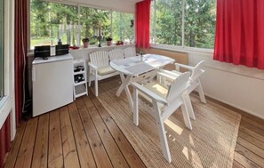 Dining - Amazing home in Mariefred with WiFi (Mariefred)